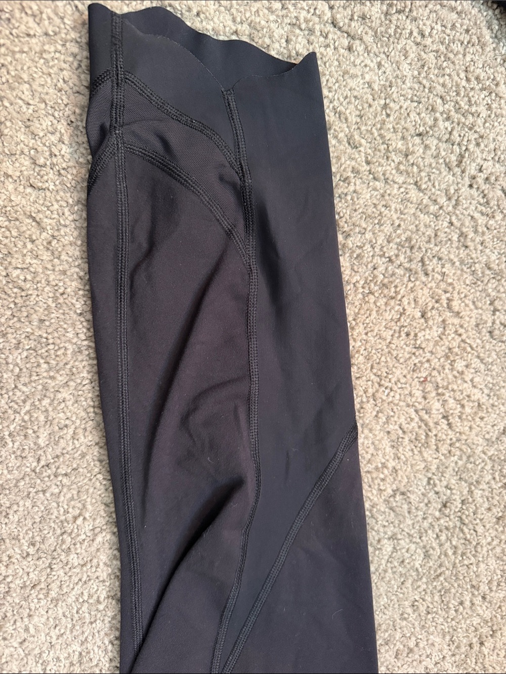 lululemon athletica Black Leggings - Picture 4 of 6